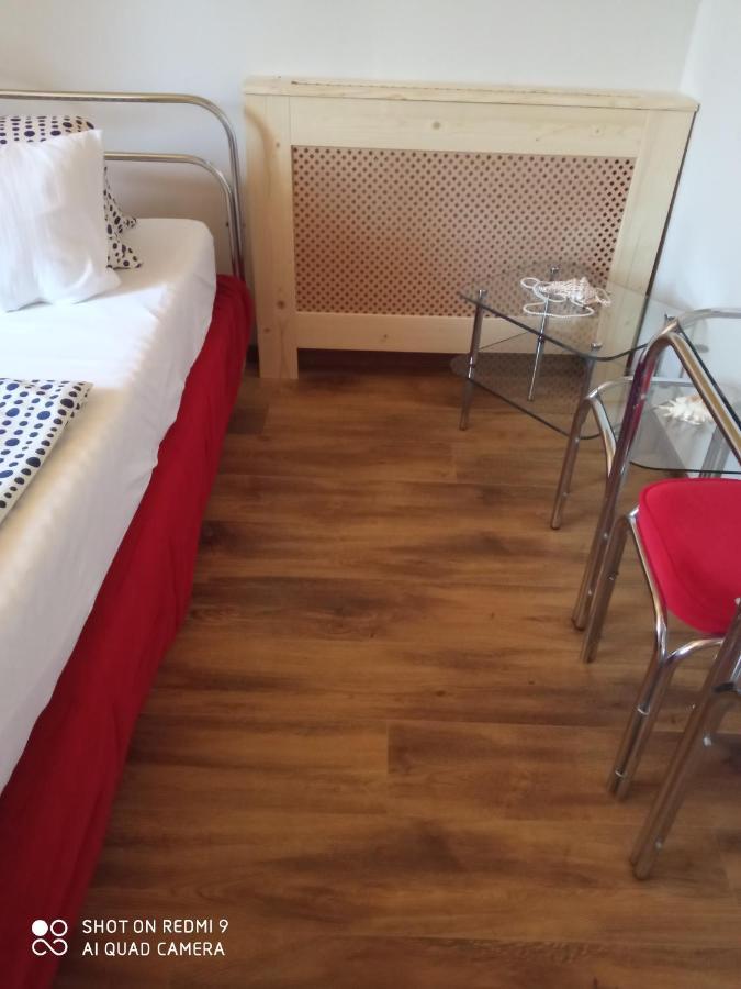 Vakacio Apartman บาลาโตนัลมาดี ภายนอก รูปภาพ