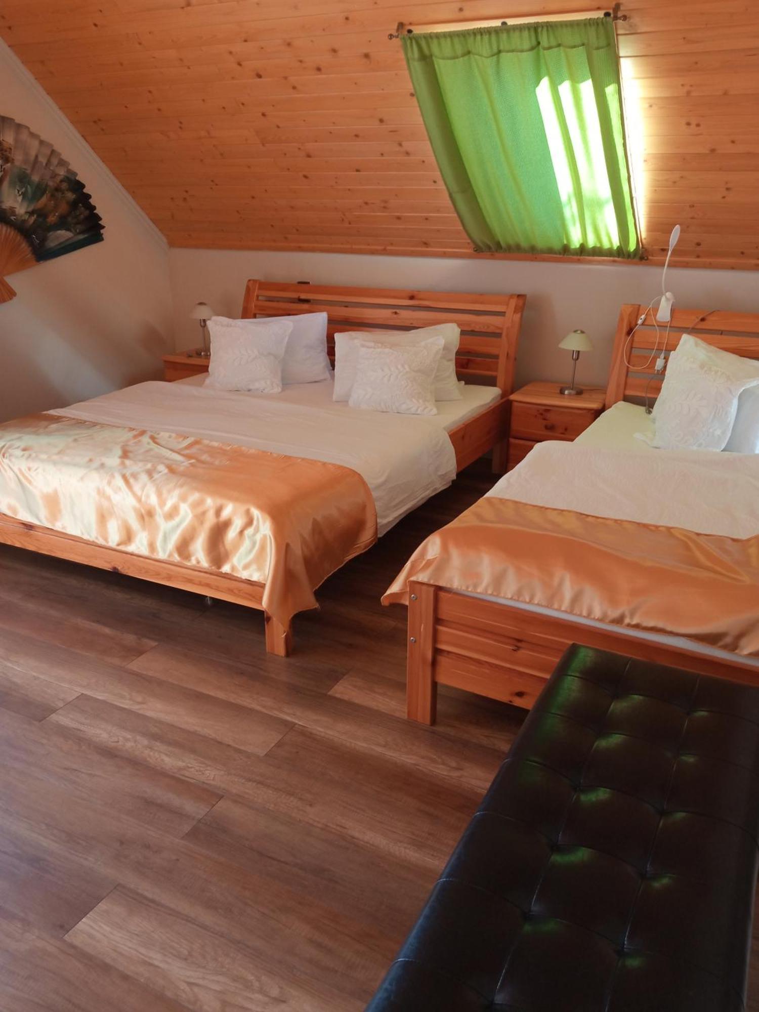 Vakacio Apartman บาลาโตนัลมาดี ภายนอก รูปภาพ