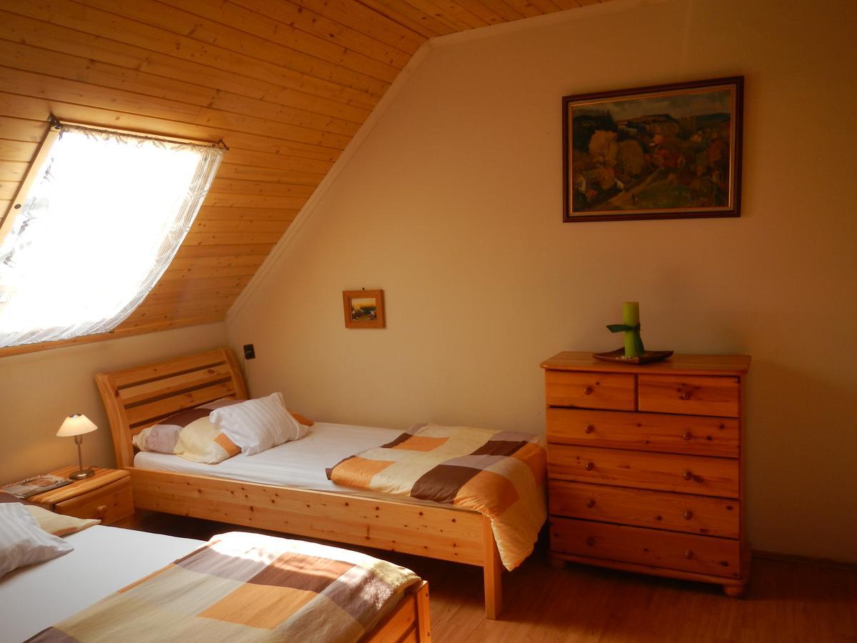 Vakacio Apartman บาลาโตนัลมาดี ภายนอก รูปภาพ