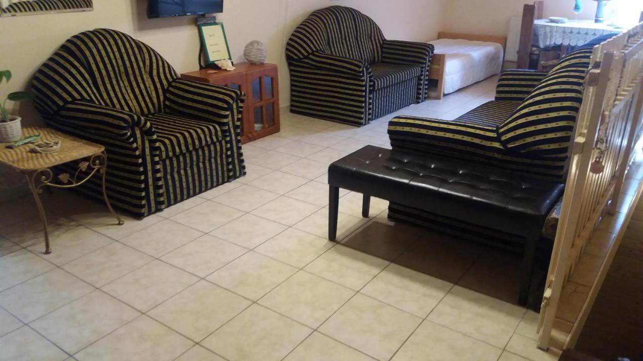 Vakacio Apartman บาลาโตนัลมาดี ภายนอก รูปภาพ